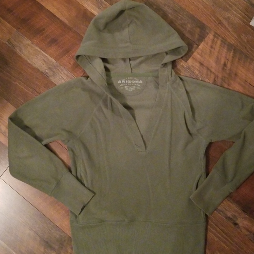 Army green fleece top